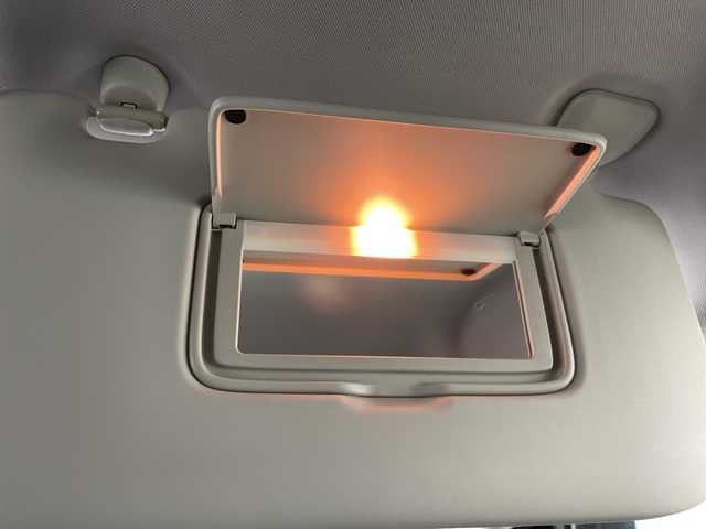 日産 エクストレイル ハイブリッド 20X ブラック エクストリーマーX ブレーキ 道央・札幌 2015(平27)年 5.5万km ダイヤモンドブラック ・4WD/ハイブリッド/・エマージェンシーブレーキ/・純正8インチナビ(MM514D-L)/・フルセグ/BT/DVD/CD/USB/・純正フリップダウンモニター/・バックカメラ/・カプロンシート/・シートヒーター(D/N席)/・LEDヘッドライト/オートライト/・フォグライト/・スマートキー×2/・プッシュスタート/・純正フロアマット/・純正17インチAW/・ルーフレール/・レーンキープアシスト/・クリアランスソナー/・ダウンヒルアシストコントロール/・ETC