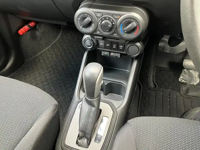 スズキ イグニス ハイブリッド MG 道南・函館 2019(平31)年 6.3万km フレイムオレンジPM ・純正ナビ/・ドライブレコーダー/・衝突被害軽減ブレーキ/・車線逸脱警報/・誤発信抑制機能/・ダウンヒルアシストコントロール/・アイドリングストップ/・横滑り防止装置/・ＥＴＣ/・リモコンキー/・取扱説明書/・保証書/・記録簿