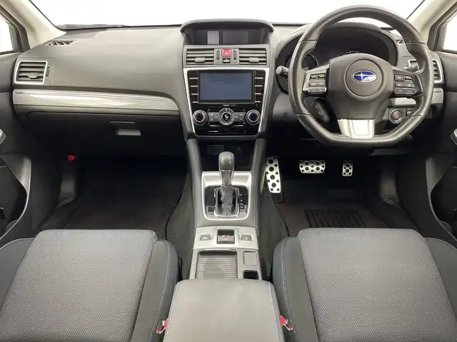 スバル レヴォーグ 1．6GT－S アイサイト 新潟県 2014(平26)年 7万km クリスタルホワイトP 4WD/純正メモリナビ/　フルセグTV/CD/DVD/USB/衝突被害軽減ブレーキ/レーンキープアシスト/レーダークルーズコントロール/前席パワーシート/前後ドライブレコーダー/バックモニター/ETC/アイドリングストップ/横滑り防止装置/オートライト/パドルシフト/レザーステアリング/ステアリングスイッチ