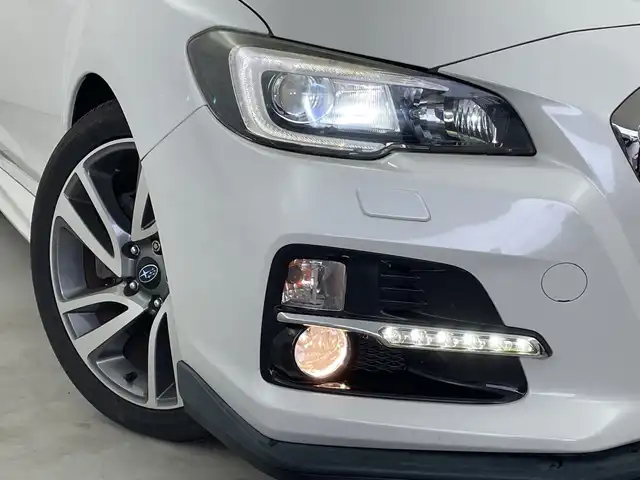 スバル レヴォーグ 1．6GT－S アイサイト 新潟県 2014(平26)年 7万km クリスタルホワイトP 4WD/純正メモリナビ/　フルセグTV/CD/DVD/USB/衝突被害軽減ブレーキ/レーンキープアシスト/レーダークルーズコントロール/前席パワーシート/前後ドライブレコーダー/バックモニター/ETC/アイドリングストップ/横滑り防止装置/オートライト/パドルシフト/レザーステアリング/ステアリングスイッチ