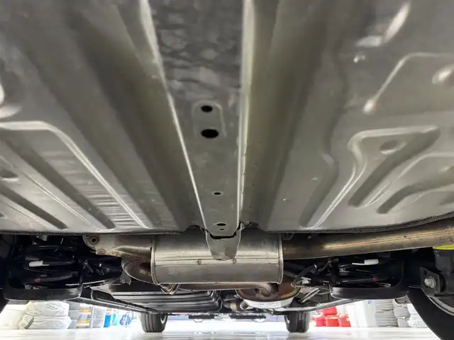 トヨタ エスクァイア Gi 滋賀県 2018(平30)年 4.3万km スパークリングブラックパールクリスタルシャイン 純正ナビ/CD/DVD/Bluetooth/フルセグテレビ/バックカメラ/両側パワースライドドア/ETC/セーフティセンスC/・プリクラッシュセーフティ/・レーンディパーチャーアラート/・オートマチックハイビーム/インテリジェントクリアランスソナー/クルーズコントロール/LEDヘッドライト/オートライト/ブラック合皮シート/シートヒーター /プッシュスタート /スマートキー