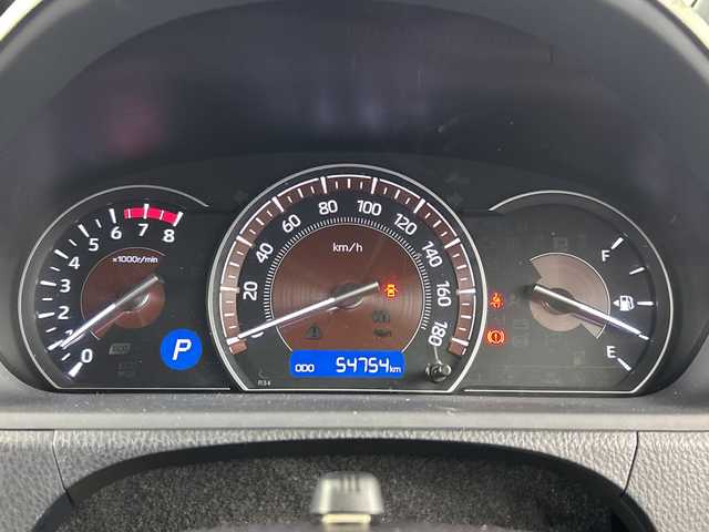 トヨタ エスクァイア Gi 愛知県 2018(平30)年 5.5万km ホワイトパールクリスタルシャイン 禁煙車/純正9インチナビ/（CD/DVD/Bluetooth/フルセグTV/SD/USB)/バックカメラ/サンルーフ/トヨタセーフティセンス/・プリクラッシュセーフティ/・レーンディパーチャーアラート/・オートマチックハイビーム/クルーズコントロール/ETC2.0/シートヒーター/両側パワースライドドア/アイドリングストップ/スマートキー/スペアキー有/プッシュスタート/LEDヘッドライト/フロントフォグランプ/純正フロアマット/純正15インチアルミホイール