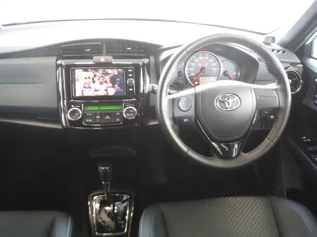 トヨタ カローラ フィールダー 1．5G ダブルバイビー 東京都 2016(平28)年 2.3万km パール ワンオーナー車/保証書・取説あり/純正ナビ・TV・DVD・BT/　バックカメラ・2.0ETC/　nanoe/　ドライブレコーダー/トヨタセーフティセンス/　プリクラッシュセーフティ/　レーンキープアシスト/　コーナーセンサー/LEDヘッドライト/ハーフレザーシート/スマートキー×2個