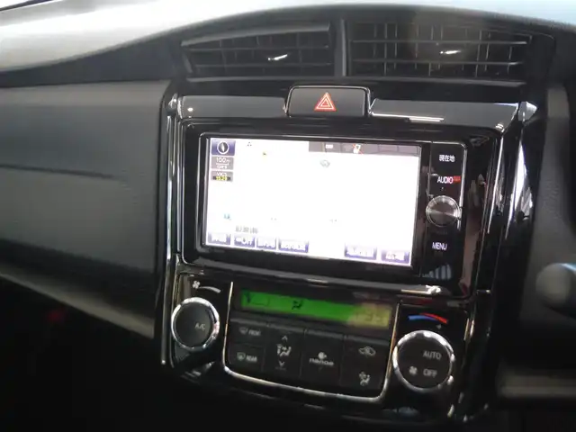 トヨタ カローラ フィールダー 1．5G ダブルバイビー 東京都 2016(平28)年 2.3万km パール ワンオーナー車/保証書・取説あり/純正ナビ・TV・DVD・BT/　バックカメラ・2.0ETC/　nanoe/　ドライブレコーダー/トヨタセーフティセンス/　プリクラッシュセーフティ/　レーンキープアシスト/　コーナーセンサー/LEDヘッドライト/ハーフレザーシート/スマートキー×2個