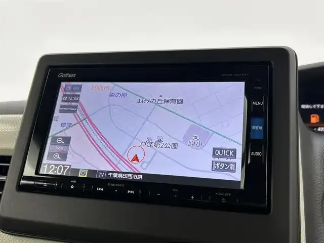 ホンダ Ｎ ＢＯＸ G EX ターボ ホンダセンシング 千葉県 2018(平30)年 4.7万km ルナシルバーM ホンダ センシング（安全運転支援システム）/・衝突軽減ブレーキ/・誤発進抑制機能/・後方誤発進抑制機能/・歩行者事故低減ステアリング/・先行車発進お知らせ機能/・アダプティブクルーズコントロール/・車線維持支援システム/・オートハイビーム/・標識認識機能/・路外逸脱抑制機能/純正7インチメモリーナビ/・CD/DVD/・ワンセグTV/・バックカメラ/両側パワースライドドア/スマートキー/リアコーナーセンサー/LEDヘッドライト/ビルトインETC/純正フロアマット
