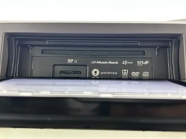 ホンダ Ｎ ＢＯＸ G EX ターボ ホンダセンシング 千葉県 2018(平30)年 4.7万km ルナシルバーM ホンダ センシング（安全運転支援システム）/・衝突軽減ブレーキ/・誤発進抑制機能/・後方誤発進抑制機能/・歩行者事故低減ステアリング/・先行車発進お知らせ機能/・アダプティブクルーズコントロール/・車線維持支援システム/・オートハイビーム/・標識認識機能/・路外逸脱抑制機能/純正7インチメモリーナビ/・CD/DVD/・ワンセグTV/・バックカメラ/両側パワースライドドア/スマートキー/リアコーナーセンサー/LEDヘッドライト/ビルトインETC/純正フロアマット