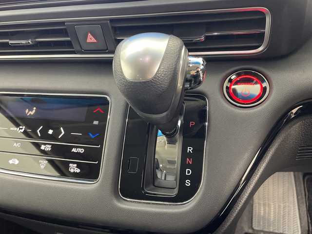 ホンダ オデッセイ ハイブリッド e:HEVアブソルート EX 鹿児島県 2020(令2)年 3.7万km 黒 ワンオーナー/純正ナビ【VXU-217DYi】/両側パワースライドドア/前後コーナーセンサー/ハーフレザーシート/ビルトインETC2.0/パノラミックビューモニター/ブラインドスポットモニター/パワーバックドア/LEDヘッドライト/ホンダセンシング/純正フリップダウンモニター/スペアキー/プッシュスタート/DNパワーシート/DNシートヒーター/フロアマット/前後ドラレコ/電動パーキングブレーキ/HDMI/ステアスイッチ