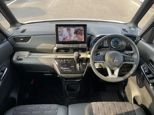 三菱 デリカミニ T プレミアム 長崎県 2025(令7)年 0.5万km アメジストブラック/シルキーホワイト ワンオーナー/ALPINE10インチナビ/CD/DVD/BT/フルセグTV/全方位/バックカメラ/両側パワースライドドア/マイパイロット/衝突被害軽減システム/ハーフレザーシート/前席シートヒーター/ステアリングヒーター/デジタルインナーミラー/ナビ連動ドライブレコーダー/パドルシフト/ステアリングスイッチ/ルーフレール/後席サンシェード/LEDヘッドライト/ETC