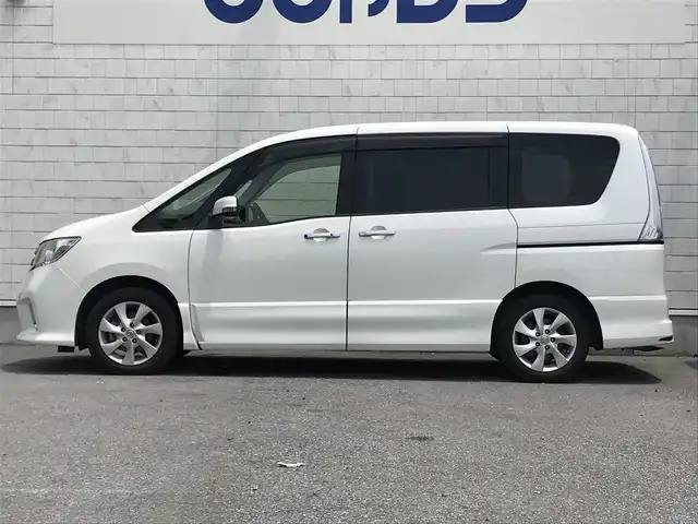 日産 セレナ ハイウェイスター Vセレクション 栃木県 2012(平24)年 8.2万km ブリリアントホワイトパール 株)IDOMが運営する【じしゃロン小山店】の自社ローン専用車両になります。こちらは現金またはオートローンご利用時の価格です。自社ローンご希望の方は別途その旨お申付け下さい//禁煙車/純正フルセグナビ/（CD/DVD/AM/FMラジオ）/(Bluetooth)/スマートキー/プッシュスタート/バックカメラ/クルーズコントロール/ＥＴＣ/パワーシート/アイドリングストップ/ステアリングリモコン/電動格納ドアミラー/パワーウインドウ/防眩ミラー/オートライト