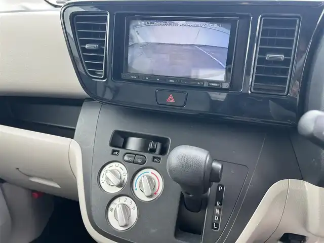 日産 デイズ ルークス S 広島県 2019(平31)年 4万km ブラック 　　走行距離：39179km（入庫時）/2W/アイドリングストップ/スライドドアオートクローザー（助手席側）/　○タイヤ（純正）/・155/65R/・14インチホイールキャップ/ETC/社外ナビ/・Bluetooth/・ワンセグTV/無塗装加飾付ブラックセンサーパネル/無塗装エアコン吹出口/ファインビジョンメーター/ウレタン製スタリングホイール/SRSエアバック（運転席/助手席）/ABS/ダイヤル式マニュアルエアコン/無塗装シフトノブ/シフトボタン/アイボリースエード調クロスシート/リモコンキー/ビ