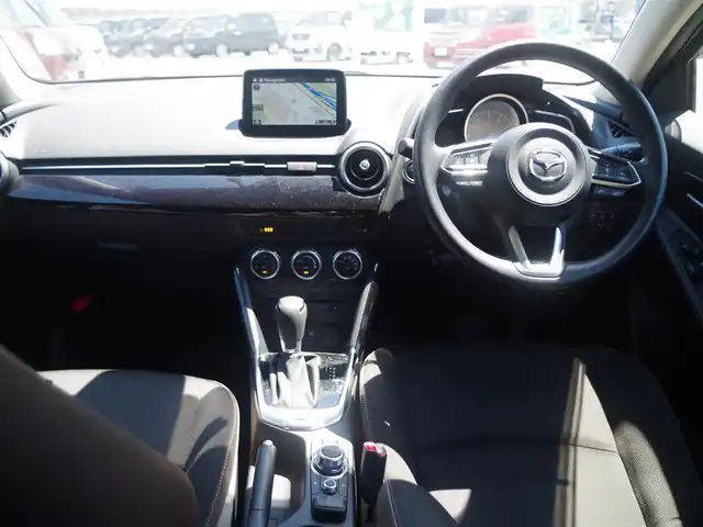 マツダ マツダ２ 15S プロアクティブ Sパッケージ 千葉県 2020(令2)年 3万km ソウルレッドクリスタルM スマートシティブレーキサポート/レーンキープ・アシスト・システム/ブラインドスポットモニタリング/アクティブ・ドライビング・ディスプレイ/レーダークルーズコントロール/i-stop/純正SDナビ/地デジTV/【DVD/CD再生機能　Bluetooth接続】/360°ビュー・モニター/ドライブレコーダー（前後撮影）/ステアリングスイッチ/ETC/LEDヘッドライト/ウインカーミラー/コーナーセンサー/純正15インチアルミホイル/サイド/カーテンエアバッグ/アドバンストキーレスエントリー
