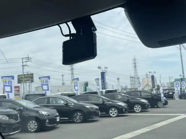 ダイハツ ムーヴ キャンバス 岡山県 2016(平28)年 10.1万km パールホワイトⅢ/ファインミントメタリック 2トーン (株)IDOMが運営する【じしゃロン岡山店】の自社ローン専用車両になります。こちらは現金またはオートローンご利用時の価格です。自社ローンご希望の方は別途その旨お申付け下さい/7インチ社外ナビ/Bluetooth/ETC/バックカメラ/フルセグテレビ/両側パワースライドドア/プッシュスタート/スマートキー