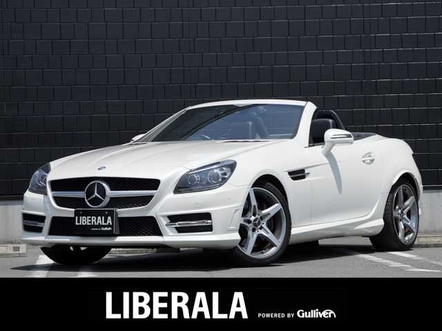 メルセデス・ベンツ ＳＬＫ２００ カーボンルック エディション 静岡県 2014(平26)年 2.6万km ダイヤモンドホワイト 100台限定カーボンルックエディション/マジックスカイコントロールパノラミックバイオルーフ/ｄｅｓｉｇｎｏチタニウムグレー専用ナッパレザーAMGカーボンインテリアトリム/レーダーセーフティ /衝突軽減ブレーキACC/レーンキープ アシスト/ブラインドスポットモニター/CommandシステムHDDナビフルセグTV Bluetooth/バックカメラ/AMGチタニウムグレー塗装5本スポークアルミホイール/ドライブレコーダー/スペアキー/保証書/取扱説明書/整備記録簿