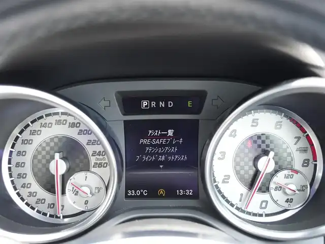 メルセデス・ベンツ ＳＬＫ２００ カーボンルック エディション 静岡県 2014(平26)年 2.6万km ダイヤモンドホワイト 100台限定カーボンルックエディション/マジックスカイコントロールパノラミックバイオルーフ/ｄｅｓｉｇｎｏチタニウムグレー専用ナッパレザーAMGカーボンインテリアトリム/レーダーセーフティ /衝突軽減ブレーキACC/レーンキープ アシスト/ブラインドスポットモニター/CommandシステムHDDナビフルセグTV Bluetooth/バックカメラ/AMGチタニウムグレー塗装5本スポークアルミホイール/ドライブレコーダー/スペアキー/保証書/取扱説明書/整備記録簿