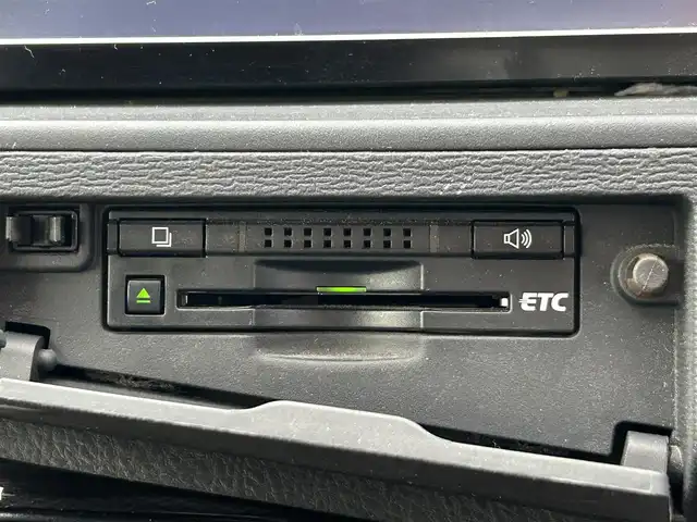 トヨタ アイシス プラタナ Vセレクション 愛知県 2013(平25)年 7.3万km ホワイトパールクリスタルシャイン スマートキー/プッシュスタート/純正ナビ/TV/BT/バックカメラ/ビルトインETC/両側パワースライドドア /純正フロアマット/ドアバイザー/ステアリングスイッチ/ドライブレコーダー