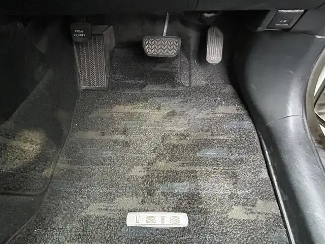 トヨタ アイシス プラタナ Vセレクション 愛知県 2013(平25)年 7.3万km ホワイトパールクリスタルシャイン スマートキー/プッシュスタート/純正ナビ/TV/BT/バックカメラ/ビルトインETC/両側パワースライドドア /純正フロアマット/ドアバイザー/ステアリングスイッチ/ドライブレコーダー