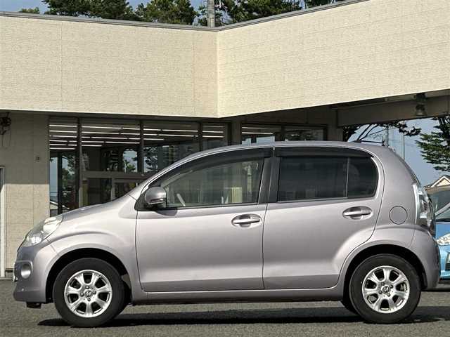 トヨタ パッソ プラスハナ 宮城県 2013(平25)年 9.1万km グレイッシュパープルメタリックオパール ワンオーナー/純正ディーラーオプションナビ/ワンセグTV/FM・AM/Bluetooth/CD/SD/純正フロアマット/リモコンキー/スペアキー(メカニカルキー)×1/鉄チンホイールスタッドレス積載/横滑り防止