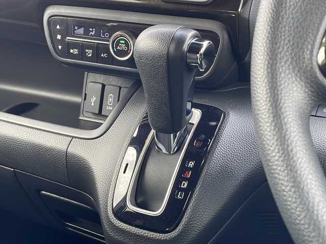ホンダ Ｎ ＢＯＸ カスタム G L ホンダセンシング 新潟県 2018(平30)年 5.3万km プレミアムホワイトパールⅡ 4WD/純正SDナビ(VXM-184Ci)/CD/BT/バックカメラ/ETC/ドライブレコーダー/衝突被害軽減ブレーキ/レーンキープアシスト/レーダークルーズコントロール/片側パワースライドドア/ベンチシート/シートヒーター /ステアリングスイッチ/スマートキー/プッシュスタート/LEDヘッドライト/オートライト/オートハイビーム/フォグランプ/社外14インチアルミホイール