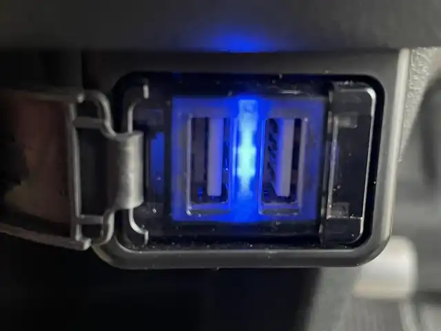 ダイハツ キャスト アクティバ X リミテッド SAⅢ 宮崎県 2019(平31)年 3.8万km 黄 純正ナビゲーション/　AM FM CD DVD TV　BT/バックカメラ/スマートアシスト３/　・衝突軽減ブレーキ/　・レーンキープ/　・オートハイビーム/ドライブレコーダー/シートヒーター/ETC車載器/アイドリングストップ/プッシュスタート/スマートキー/ステアリングスイッチ/スマートキー/プッシュスタート/電動格納ミラー/ヘッドライトレベライザー