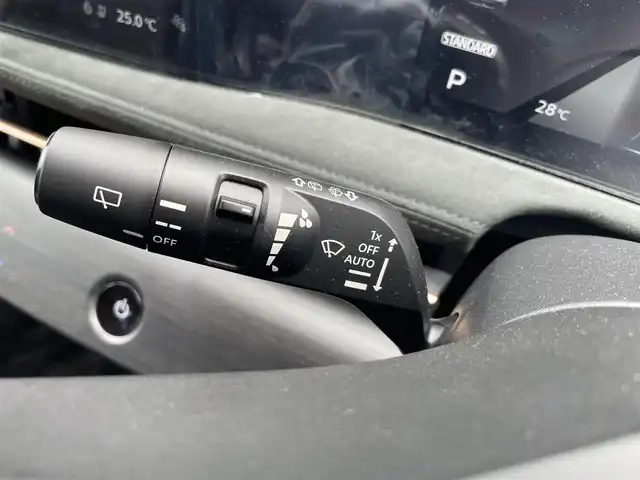 日産 アリア B9 e－4ORCE プレミア 熊本県 2024(令6)年 0.2万km パープル カラーコード：DAP（ミッドナイトパープル）/純正ナビ/・AM/FM/HDMI/BT/・AppleCarPlay/AndroidAuto/・フルセグTV/全周囲カメラ/・フロント/バック/サイド/プロパイロット/衝突防止支援/踏み間違い防止支援/後側方車両検知支援/後側方車両衝突防止支援/車両逸脱警報/車両逸脱防止支援/駐車支援/オートマチックハイビーム/純正革巻きステアリング/・ステアリングスイッチ/レザーシート/・D/N席パワーシート/・D/N席シートヒーター/・全席シートヒーター/オートライト/・LEDライト/・フォグランプ/デジタルインナーミラー/電動アームレスト/サンルーフ/ETC2.0/BOSEプレミアムサウンド/前後ドライブレコーダー/電動格納ミラー/・ウィンカーミラー/e-pedal/置くだけ充電/電動サイドブレーキ/・オートホールドボタン/パワーバックドア/フルエアロ/純正ドアバイザー/純正アルミホイール/純正フロアマット/スマートキー/・スペアキー