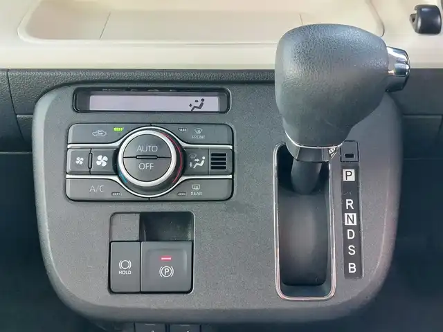 ダイハツ ムーヴ キャンバス ストライプス G ターボ 東京都 2022(令4)年 4.1万km シャイニングホワイトパール/サンドベージュメタリック 純正10インチナビ(NMZN-Z72DS)/【FM/AM/BT/TV/HDMI/SD/USB/ipod/DISC】/バックカメラ/ETC/レーダークルーズコントロール/衝突軽減ブレーキ/横滑り防止/アイドリングストップ/両側電動スライドドア/シートヒーター/コーナーセンサー/LEDヘッドライト/フォグランプ/ホッとカップホルダー/電子パーキング/プッシュスタート/スマートキー/スペアキー×1