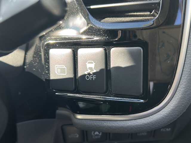 三菱 アウトランダー 24G ナビパッケージ 神奈川県 2014(平26)年 8.3万km カッパーメタリック 4WD/ワンオーナー/純正ナビ(CD/DVD/SD/BT/フルセグTV)/バック・サイドカメラ/ロックフォードサウンドシステム/衝突被害軽減ブレーキ/レーンキープアシスト/横滑り防止装置/アイドリングストップ/レーダークルーズコントロール/パドルシフト/ルーフレール/パワーバックドア/ETC/純正フロアマット/純正ドアバイザー/ISOFIX/スペアキー×1/保証書/取扱説明書