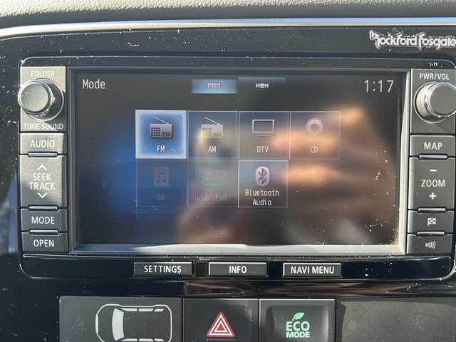 三菱 アウトランダー 24G ナビパッケージ 神奈川県 2014(平26)年 8.3万km カッパーメタリック 4WD/ワンオーナー/純正ナビ(CD/DVD/SD/BT/フルセグTV)/バック・サイドカメラ/ロックフォードサウンドシステム/衝突被害軽減ブレーキ/レーンキープアシスト/横滑り防止装置/アイドリングストップ/レーダークルーズコントロール/パドルシフト/ルーフレール/パワーバックドア/ETC/純正フロアマット/純正ドアバイザー/ISOFIX/スペアキー×1/保証書/取扱説明書