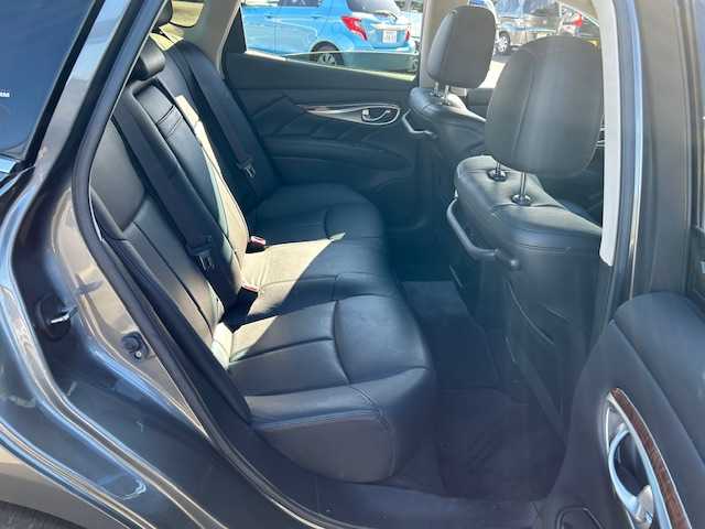 日産 フーガ 370GT 静岡県 2015(平27)年 5.3万km ダークメタルグレー 純正SDナビ/(AM/FM/CD/DVD/TV//Bluetooth)/衝突被害軽減ブレーキ/レーンキープアシスト/後側方衝突防止支援システム/ETC/レザーシート/パワーシート/BSM/シートヒーター/エアシート/純正ドライブレコーダー/メモリーシート/フルセグTV/全方位／バックカメラ/レーダークルーズコントロール/LEDライト/オートライト/スマートキー/スペアキー/プッシュスタート/純正アルミホイール18インチ/電格ミラー/純正フロアマット