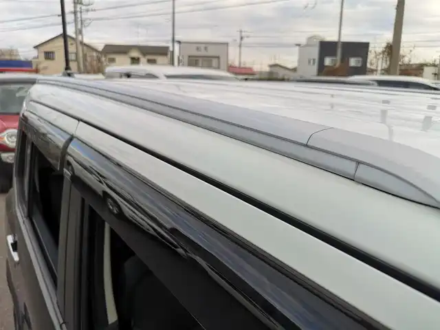 スズキ ハスラー Jスタイル Ⅱ 茨城県 2017(平29)年 5.8万km クールカーキパールメタリック/ホワイト2トーンルーフ 社外ナビ/【iPod・USB・SD・DISC・TV・ラジオ・BT】/シートヒーター/ルーフレール/アイドリングストップ/Bカメラ/ETC/ステリモ/オートライト/Fフォグ/キセノンライト/純正フロアマット/純正アルミホイール/横滑り防止装置/レーンキープアシスト/衝突被害軽減システム