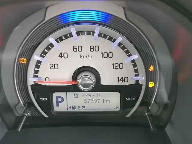 スズキ ハスラー Jスタイル Ⅱ 茨城県 2017(平29)年 5.8万km クールカーキパールメタリック/ホワイト2トーンルーフ 社外ナビ/【iPod・USB・SD・DISC・TV・ラジオ・BT】/シートヒーター/ルーフレール/アイドリングストップ/Bカメラ/ETC/ステリモ/オートライト/Fフォグ/キセノンライト/純正フロアマット/純正アルミホイール/横滑り防止装置/レーンキープアシスト/衝突被害軽減システム