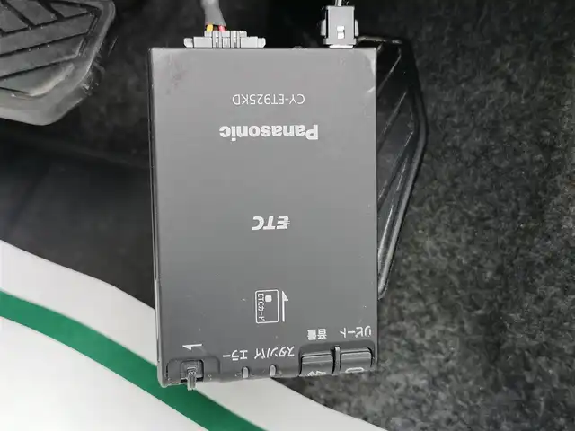 スズキ ハスラー Jスタイル Ⅱ 茨城県 2017(平29)年 5.8万km クールカーキパールメタリック/ホワイト2トーンルーフ 社外ナビ/【iPod・USB・SD・DISC・TV・ラジオ・BT】/シートヒーター/ルーフレール/アイドリングストップ/Bカメラ/ETC/ステリモ/オートライト/Fフォグ/キセノンライト/純正フロアマット/純正アルミホイール/横滑り防止装置/レーンキープアシスト/衝突被害軽減システム