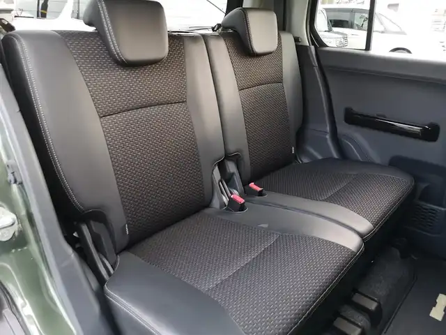 スズキ ハスラー Jスタイル Ⅱ 茨城県 2017(平29)年 5.8万km クールカーキパールメタリック/ホワイト2トーンルーフ 社外ナビ/【iPod・USB・SD・DISC・TV・ラジオ・BT】/シートヒーター/ルーフレール/アイドリングストップ/Bカメラ/ETC/ステリモ/オートライト/Fフォグ/キセノンライト/純正フロアマット/純正アルミホイール/横滑り防止装置/レーンキープアシスト/衝突被害軽減システム