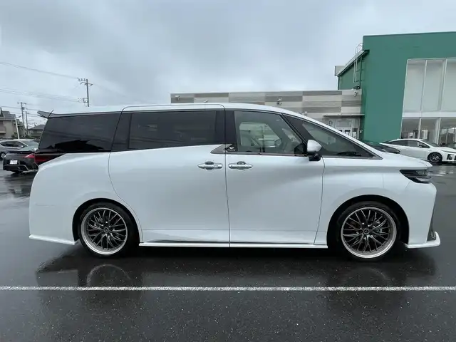トヨタ ヴェルファイア Z プレミア 茨城県 2024(令6)年 0.8万km プラチナホワイトパールマイカ ワンオーナー/純正ナビ/フルセグ視聴可/Bluetooth接続/ETC2.0/全方位カメラ/ステアリングヒーター/インテリジェンスミラー/パワーシート（D＋N席/後席）/シートヒーター（D＋N席/後席）/エアシート（D＋N席/後席）/フルエアロ/ガラスルーフ/サイドシェイド/nanoEX/盗難防止オーサーアラーム/純正アルミホイール付き