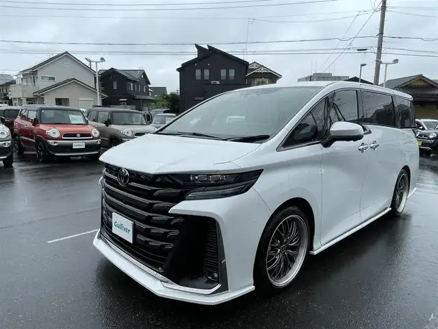 トヨタ ヴェルファイア Z プレミア 茨城県 2024(令6)年 0.8万km プラチナホワイトパールマイカ ワンオーナー/純正ナビ/フルセグ視聴可/Bluetooth接続/ETC2.0/全方位カメラ/ステアリングヒーター/インテリジェンスミラー/パワーシート（D＋N席/後席）/シートヒーター（D＋N席/後席）/エアシート（D＋N席/後席）/フルエアロ/ガラスルーフ/サイドシェイド/nanoEX/盗難防止オーサーアラーム/純正アルミホイール付き