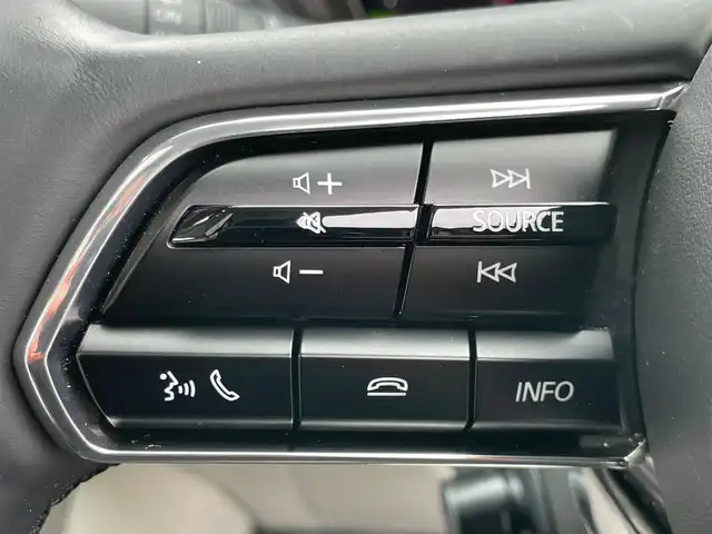 マツダ ＣＸ－６０ XD HV エクスクルーシブモダン 岩手県 2023(令5)年 2万km ロジウムホワイトプレミアムメタリック 4WD/スマートブレーキサポート/サンルーフ/純正メモリナビ/　BT/フルセグTV/全方位カメラ/バックカメラ/パワーバックドア/レーダークルーズコントロール/LEDオートライト/革シート/パワーシート/シートヒーター/エアシート/純正20インチアルミホイール/スマートキー/ビルトインＥＴＣ