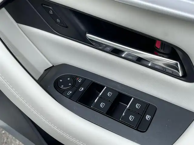 マツダ ＣＸ－６０ XD HV エクスクルーシブモダン 岩手県 2023(令5)年 2万km ロジウムホワイトプレミアムメタリック 4WD/スマートブレーキサポート/サンルーフ/純正メモリナビ/　BT/フルセグTV/全方位カメラ/バックカメラ/パワーバックドア/レーダークルーズコントロール/LEDオートライト/革シート/パワーシート/シートヒーター/エアシート/純正20インチアルミホイール/スマートキー/ビルトインＥＴＣ