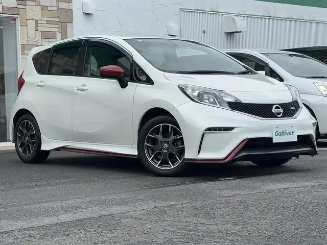 日産 ノート ニスモ 徳島県 2014(平26)年 2.9万km ブリリアントホワイトパール 純正7インチSDナビ　MM114-D/(SD/AM/FM/TV/USB/CD/iPod)/プッシュスタート/ETC/ECOモード/アイドリングストップ/純正フロアマット/純正16インチAW/オートライト/スペアキー/ドアバイザー