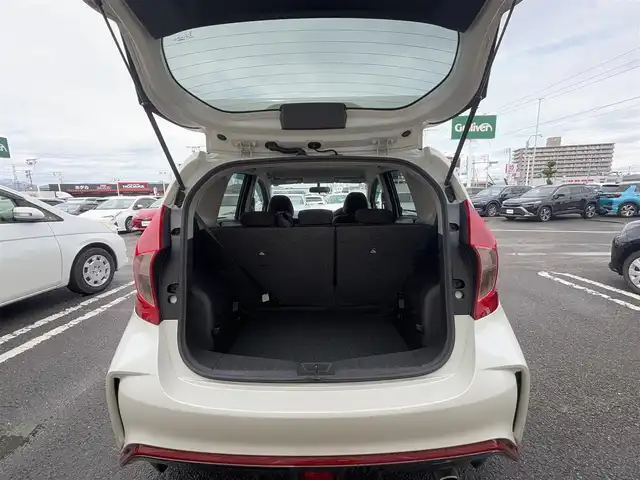 日産 ノート ニスモ 徳島県 2014(平26)年 2.9万km ブリリアントホワイトパール 純正7インチSDナビ　MM114-D/(SD/AM/FM/TV/USB/CD/iPod)/プッシュスタート/ETC/ECOモード/アイドリングストップ/純正フロアマット/純正16インチAW/オートライト/スペアキー/ドアバイザー