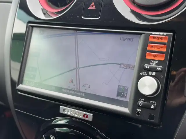 日産 ノート ニスモ 徳島県 2014(平26)年 2.9万km ブリリアントホワイトパール 純正7インチSDナビ　MM114-D/(SD/AM/FM/TV/USB/CD/iPod)/プッシュスタート/ETC/ECOモード/アイドリングストップ/純正フロアマット/純正16インチAW/オートライト/スペアキー/ドアバイザー
