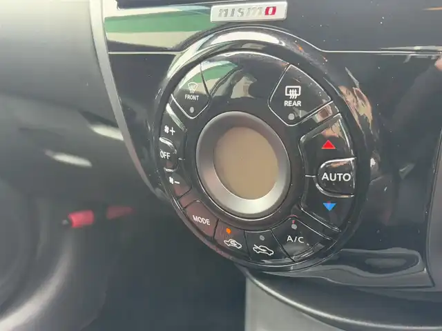 日産 ノート ニスモ 徳島県 2014(平26)年 2.9万km ブリリアントホワイトパール 純正7インチSDナビ　MM114-D/(SD/AM/FM/TV/USB/CD/iPod)/プッシュスタート/ETC/ECOモード/アイドリングストップ/純正フロアマット/純正16インチAW/オートライト/スペアキー/ドアバイザー