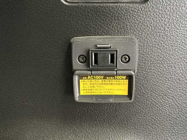 スズキ スペーシア ギア HYBRID XZターボ 愛知県 2021(令3)年 5.5万km オフブルーメタリック/ガンメタリック2トーンルーフ 純正7インチSDナビゲーション/（CD/DVD/フルセグTV/Bluetooth)/全方位カメラ/AC100V電源/ビルトインETC/スズキセーフティサポート/・レーンキープアシスト/・オートマチックハイビーム/・追従式クルーズコントロール/・衝突軽減ブレーキ/パドルシフト/ステアリングリモコン/両側パワースライドドア/アイドリングストップ/横滑り防止装置/LEDヘッドライト/オートライト/ヘッドアップディスプレイ/ルーフレール/純正ゴムマット/ウィンカーミラー/電動格納ミラー/スマートキー/エンジンプッシュスタート/ドアバイザー