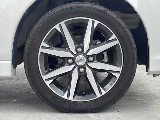 日産 デイズ ハイウェイスターG ターボ 群馬県 2018(平30)年 1.9万km ホワイトパール 純正ナビ　全周囲カメラ　衝突被害軽減ブレーキ　レーンアシスト　クルーズコントロール　キセノンヘッドライト　オートマチックハイビーム　アイドリングストップ　横滑り防止装置　ＥＴＣ　ドラレコ　禁煙車