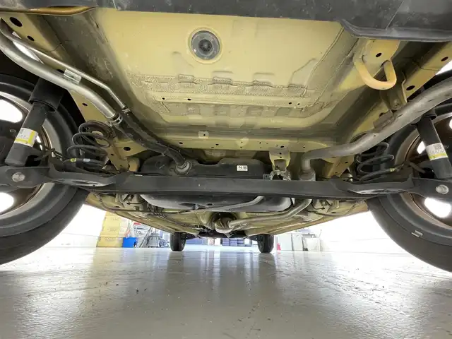 スズキ ハスラー HYBRID G 滋賀県 2020(令2)年 4万km アクティブイエロー/ホワイト2トーンルーフ 禁煙車/純正ナビ /CD/DVD/Bluetooth/フルセグTV/全方位カメラ/前後ドラレコ/ETC/シートヒーター/衝突軽減ブレーキ/コーナーセンサー/プッシュスタート/スマートキー/オートライト