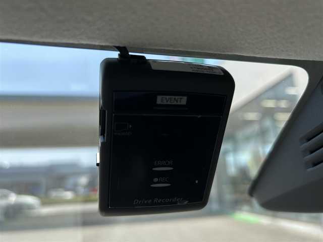 スズキ ワゴンＲ HYBRID FX 大阪府 2021(令3)年 1万km アーバンブラウンパールメタリック ワンオーナー/純正ドライブレコーダー/マイルドハイブリッド/アイドリングストップ/セーフティサポート（予防安全技術）/デュアルセンサーブレーキ/ハイビームアシスト/誤発進抑制/後方誤発進抑制/後退時ブレーキサポート/車線逸脱警報/ふらつき警報/リアパーキンングセンサー/先行車発進おしらせ/社外オーディオ（U330BTH)/CD/USB/Bluetooth/FM/AM/シートヒーター（運転席）/オートライト/電動格納ミラー/オートエアコン/バニティミラー（運転席）/スマートキー×２/プッシュスタート/ドアバイザー/純正フロアマット/取扱説明書/保証書