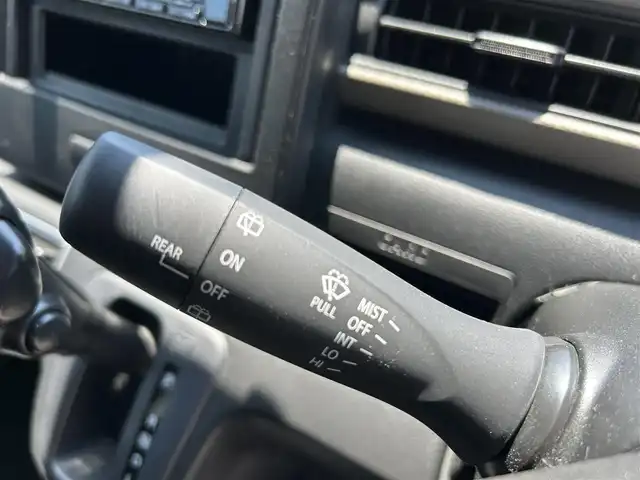 スズキ ワゴンＲ HYBRID FX 大阪府 2021(令3)年 1万km アーバンブラウンパールメタリック ワンオーナー/純正ドライブレコーダー/マイルドハイブリッド/アイドリングストップ/セーフティサポート（予防安全技術）/デュアルセンサーブレーキ/ハイビームアシスト/誤発進抑制/後方誤発進抑制/後退時ブレーキサポート/車線逸脱警報/ふらつき警報/リアパーキンングセンサー/先行車発進おしらせ/社外オーディオ（U330BTH)/CD/USB/Bluetooth/FM/AM/シートヒーター（運転席）/オートライト/電動格納ミラー/オートエアコン/バニティミラー（運転席）/スマートキー×２/プッシュスタート/ドアバイザー/純正フロアマット/取扱説明書/保証書