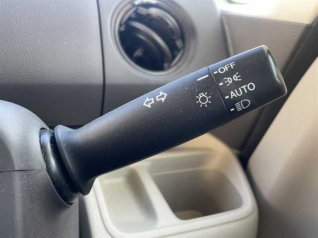 ホンダ Ｎ ＢＯＸ G ホンダセンシング 秋田県 2018(平30)年 9.3万km プレミアムホワイトパールⅡ (株)IDOMが運営する【じしゃロン 秋田店】の自社ローン専用車両になります。こちらは現金またはオートローンご利用時の価格です。自社ローンご希望の方は別途その旨お申付け下さい///////////クルーズコントロール/ドアバイザー/プッシュスタート/ETC/スライドドア/スマートキー/社外オーディオ/シートヒーター
