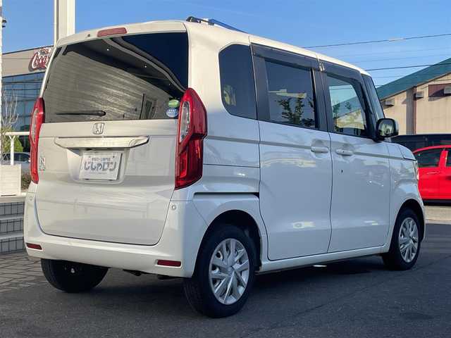 ホンダ Ｎ ＢＯＸ G ホンダセンシング 秋田県 2018(平30)年 9.3万km プレミアムホワイトパールⅡ (株)IDOMが運営する【じしゃロン 秋田店】の自社ローン専用車両になります。こちらは現金またはオートローンご利用時の価格です。自社ローンご希望の方は別途その旨お申付け下さい///////////クルーズコントロール/ドアバイザー/プッシュスタート/ETC/スライドドア/スマートキー/社外オーディオ/シートヒーター