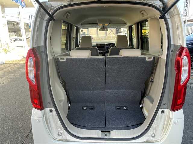 ホンダ Ｎ ＢＯＸ G ホンダセンシング 秋田県 2018(平30)年 9.3万km プレミアムホワイトパールⅡ (株)IDOMが運営する【じしゃロン 秋田店】の自社ローン専用車両になります。こちらは現金またはオートローンご利用時の価格です。自社ローンご希望の方は別途その旨お申付け下さい///////////クルーズコントロール/ドアバイザー/プッシュスタート/ETC/スライドドア/スマートキー/社外オーディオ/シートヒーター