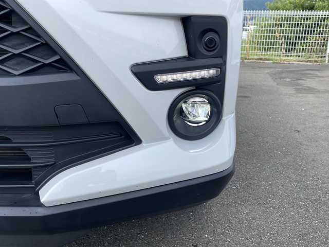 トヨタ ライズ Z 山梨県 2020(令2)年 4.5万km ブラックマイカメタリック/シャイニングホワイトパール 純正ＳＤナビ　/バックカメラ　/フルセグＴＶ　/Ｂｌｕｔｏｏｔｈ　/ＣＤ　/ＵＳＢ　/純正ビルトインＥＴＣ　/ドラレコ　/合皮シートカバー　/前席シートヒーター　/ＡＢＳ　/横滑り防止装置　/レーンキープアシスト　/ＡＡＣ