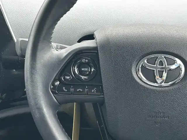 トヨタ プリウス A 福島県 2019(平31)年 3.5万km ホワイトパールクリスタルシャイン 純正ナビ/(AM/FM/SD/DISC)/フルセグTV/Bluetooth/バックカメラ/純正フロアマット/ETC2.0/レーダークルーズコントロール/ヘッドアップディスプレイ/ブラインドスポットモニター/レーンアシスト/運転席パワーシート/コーナーセンサー/横滑り防止機能/パーキングアシスト/純正ドライブレコーダー/ＬＥＤヘッドライト/オートハイビーム/プッシュスタート/スペアキー×１